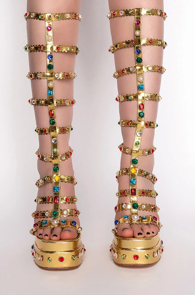 AZALEA WANG GOLD DIGGER CHUNKY SANDAL IN GOLD