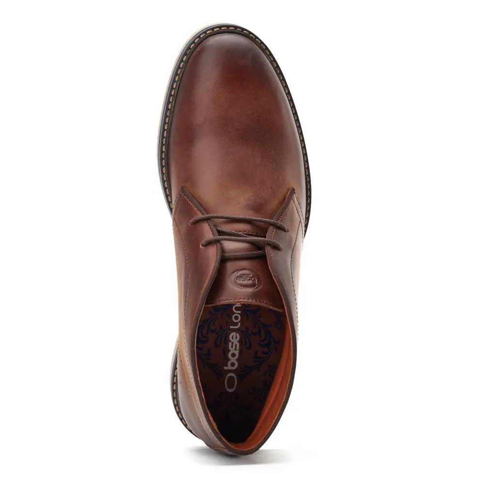 Brody Pull-Up Chukka Boots