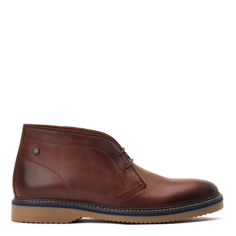 Brody Pull-Up Chukka Boots