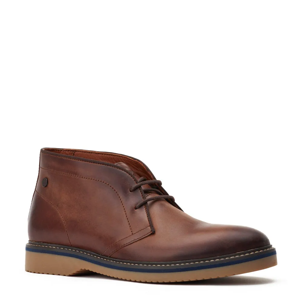 Brody Pull-Up Chukka Boots