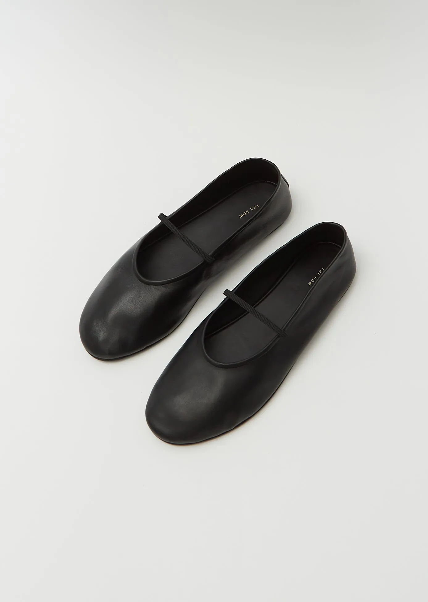 Elastic Ballet Flat — Black