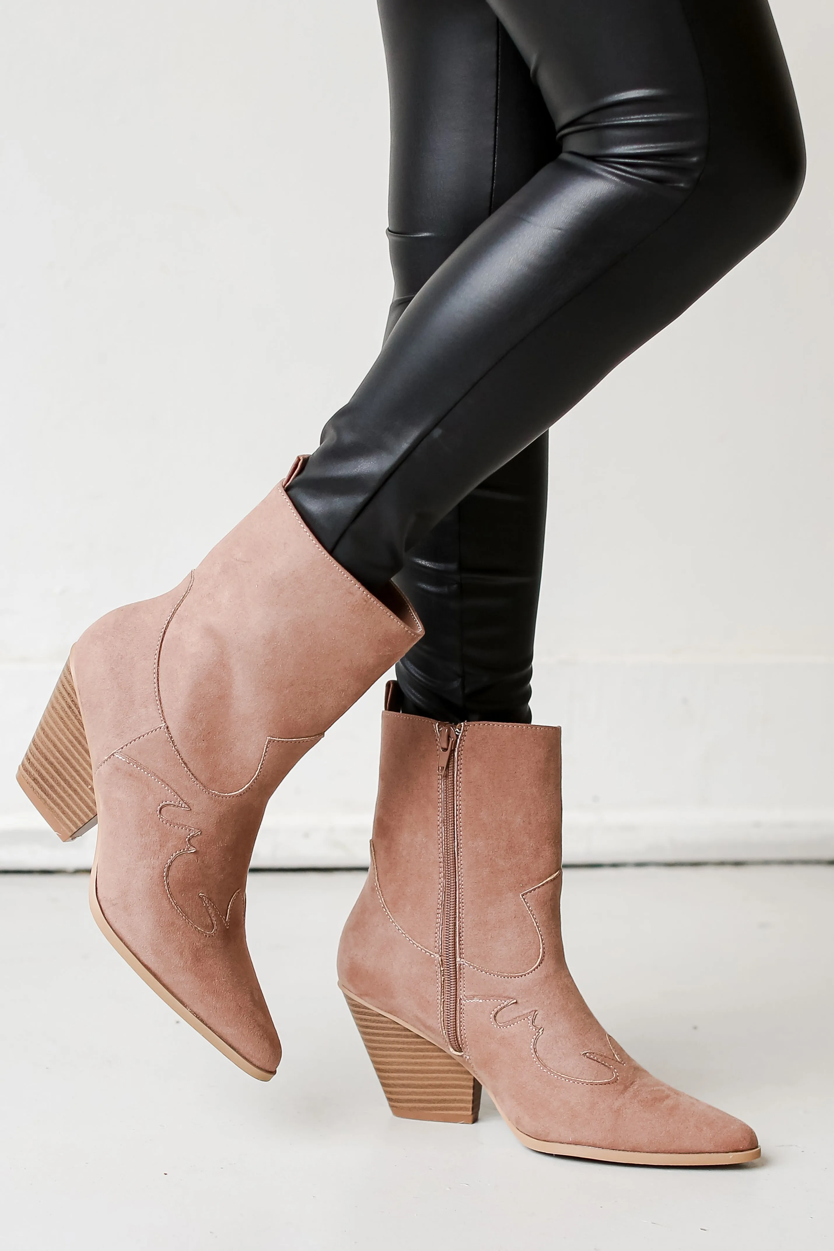 FINAL SALE - Take Your Bets Brown Western Booties