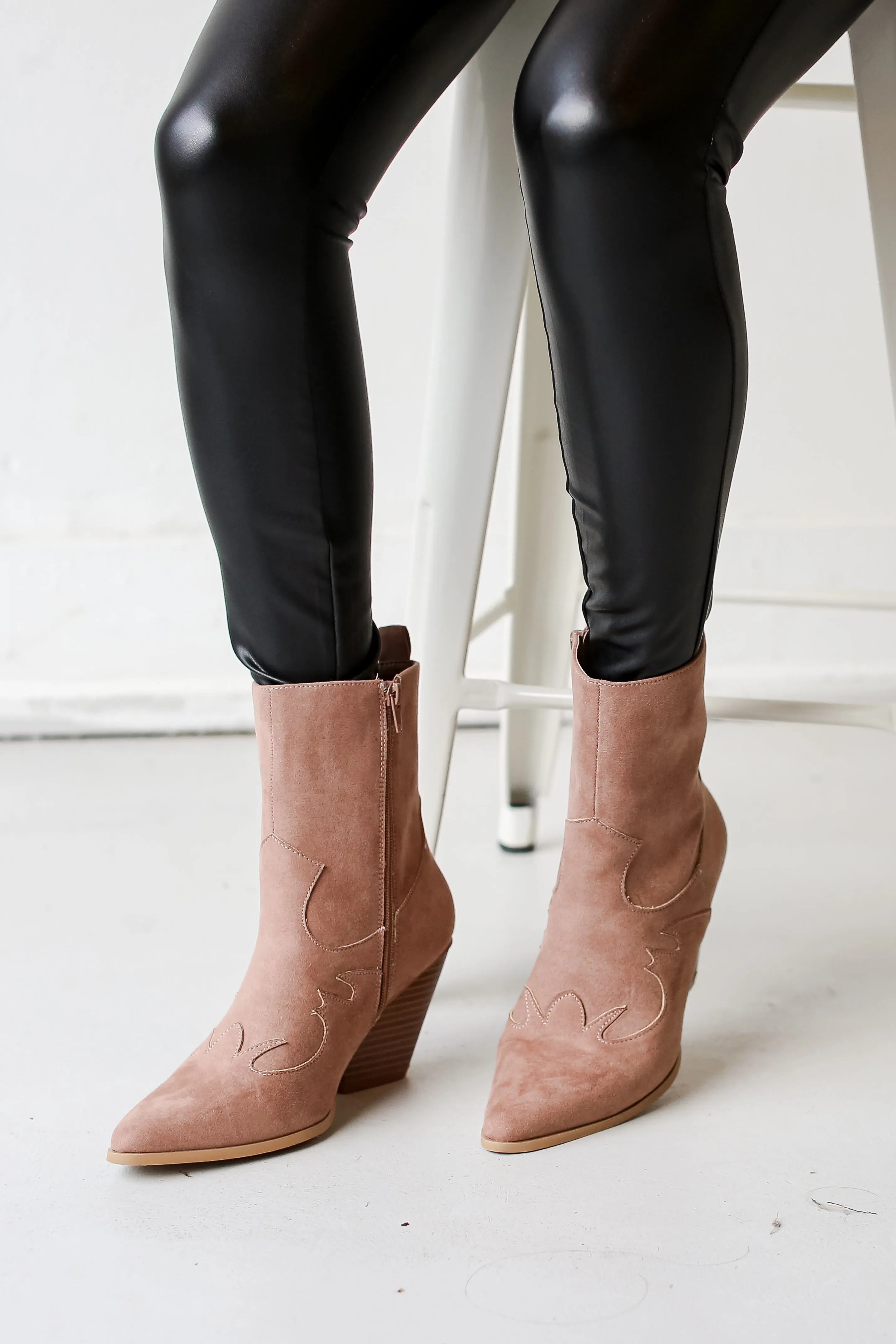 FINAL SALE - Take Your Bets Brown Western Booties