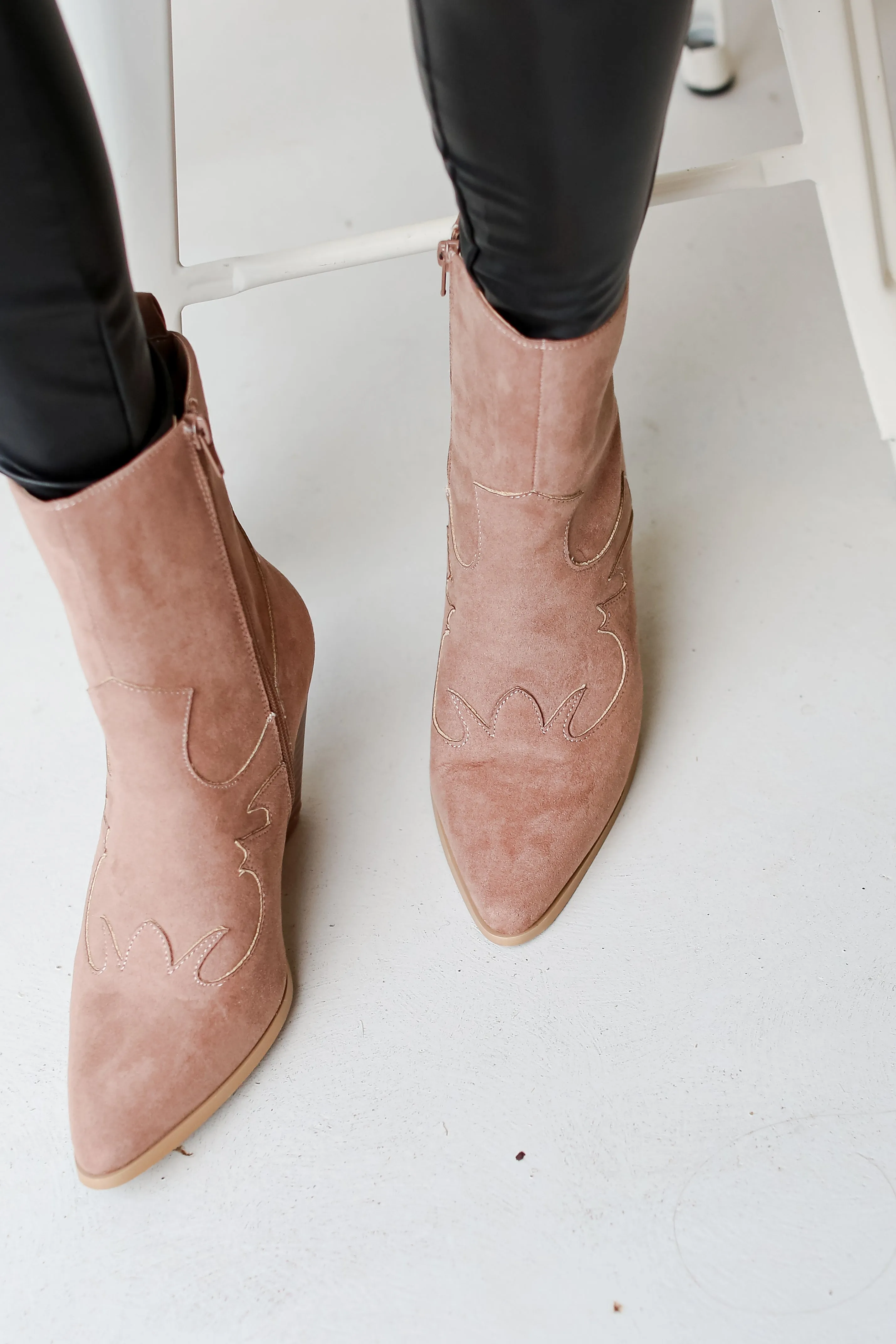 FINAL SALE - Take Your Bets Brown Western Booties