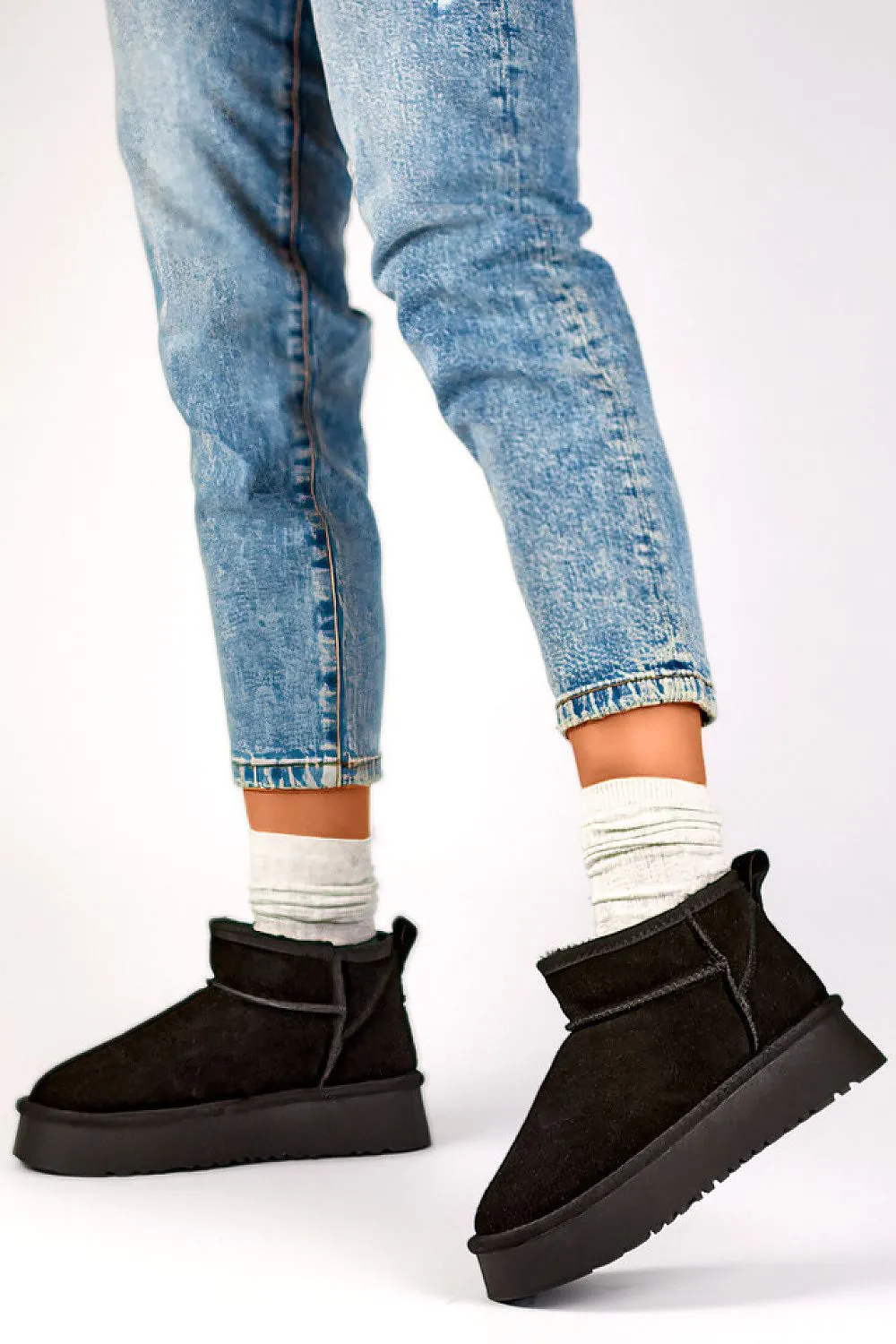 Low Slip-On Snow Boots