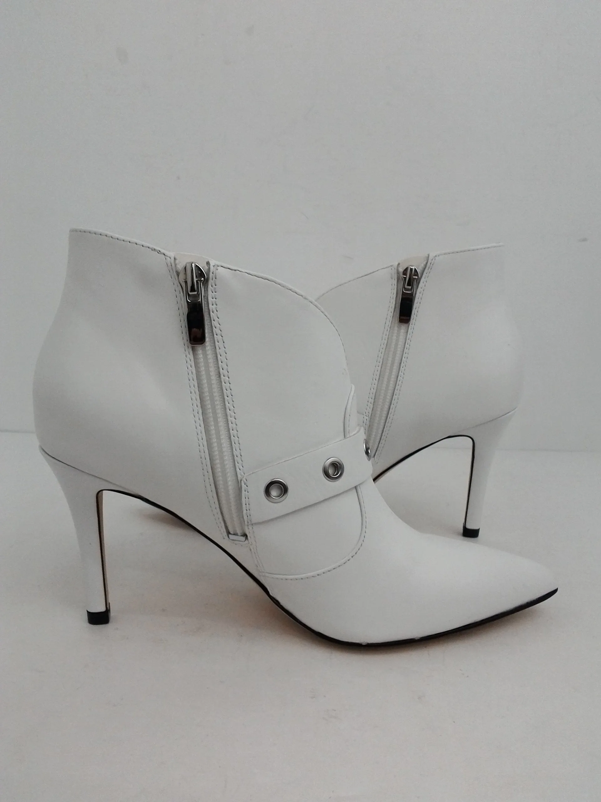 Nine West Women's Jax White Leather Booties Size 6.5 M