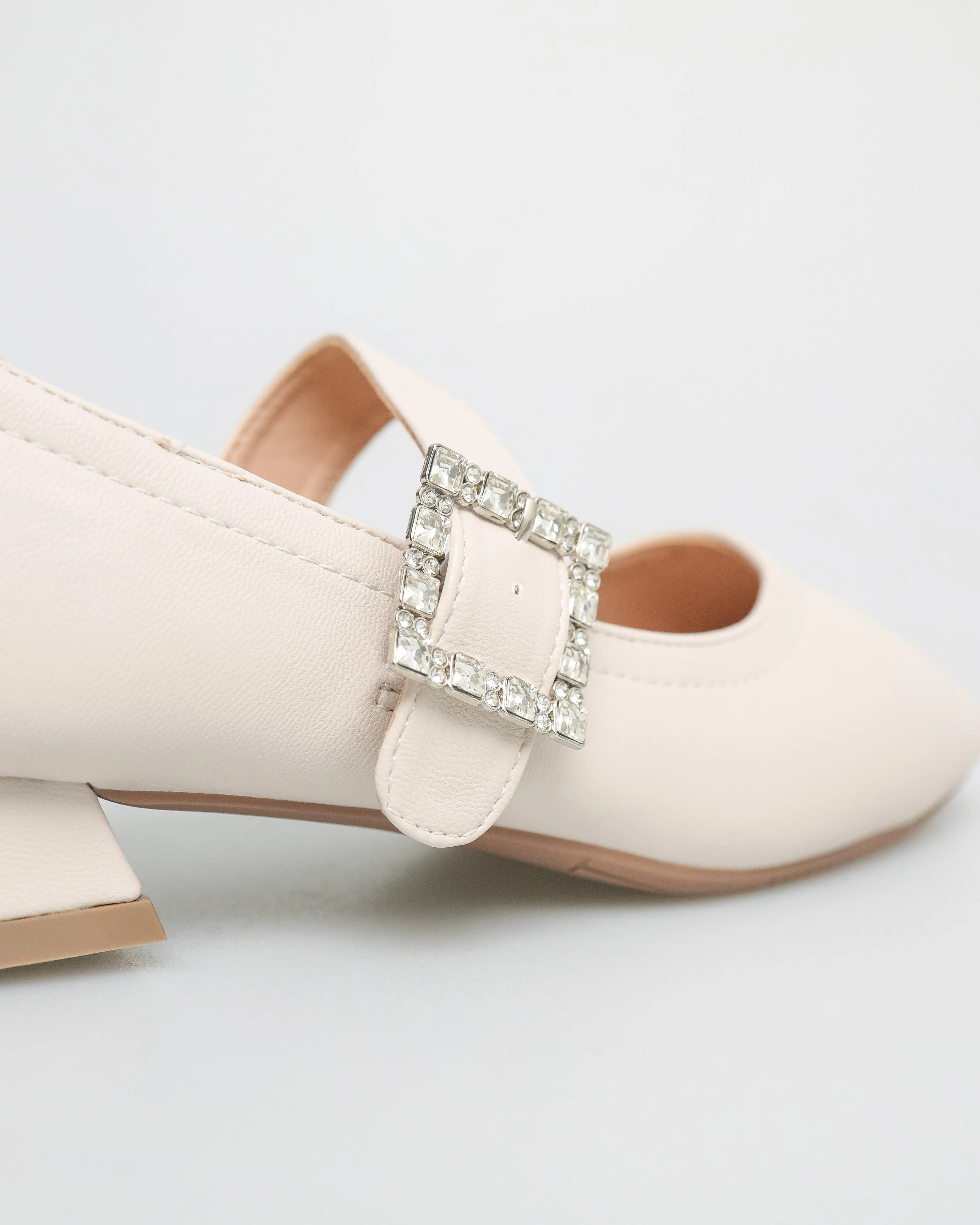 Tomaz NN303 Ladies Ballerina Buckle Low Heels (Cream)