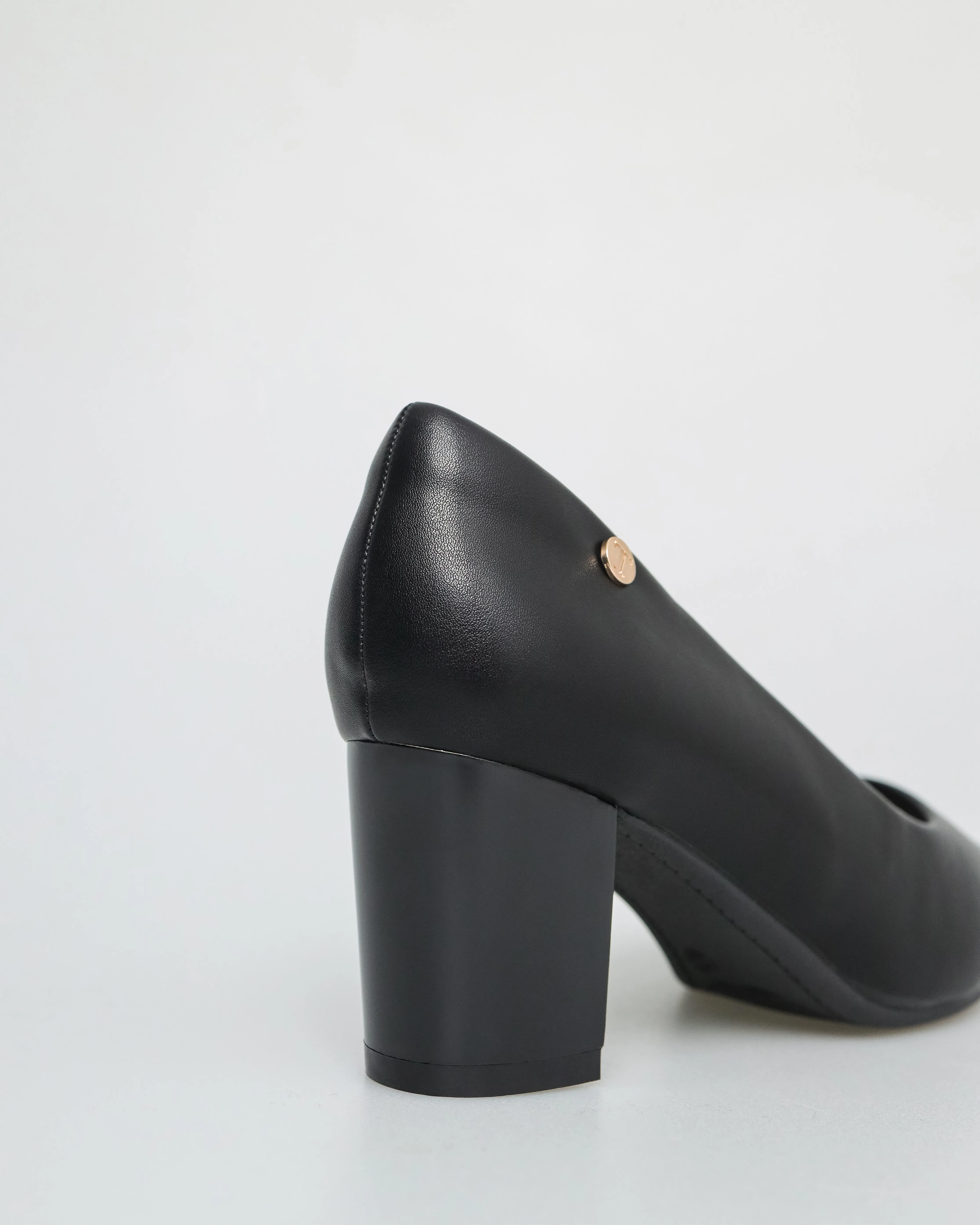 Tomaz NN332 Ladies Plain Formal Heels (Black)